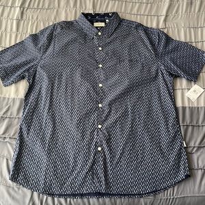7 Diamonds button up shirt